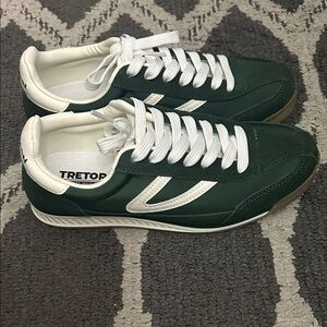 Tretorn Women’s  Dark Green and White Sneakers